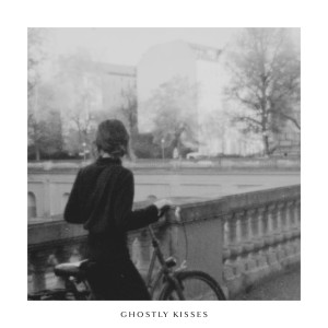 Album The City Holds My Heart (Acoustic) from Ghostly Kisses