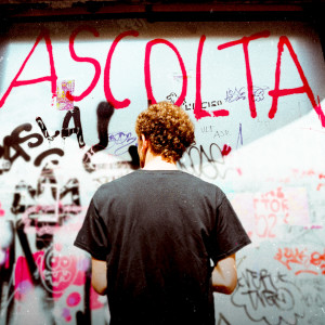 收聽Polemica的Ascolta (Lato a)歌詞歌曲