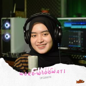 ดาวน์โหลดและฟังเพลง Ginio พร้อมเนื้อเพลงจาก Woro Widowati