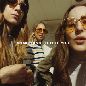 ดาวน์โหลดและฟังเพลง Want You Back พร้อมเนื้อเพลงจาก HAIM