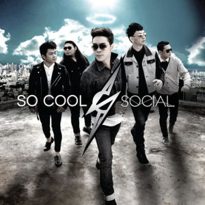 ดาวน์โหลดและฟังเพลง ฝันไม่เคยหลับ พร้อมเนื้อเพลงจาก So Cool