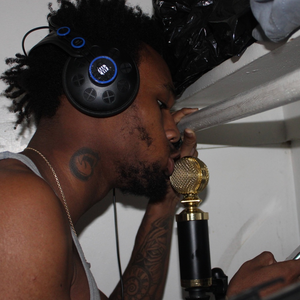 tooHot (unmastered Version) (Explicit)