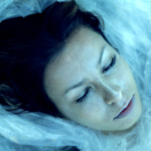 ดาวน์โหลดและฟังเพลง Tuutulaulu พร้อมเนื้อเพลงจาก Mercedes Bentso