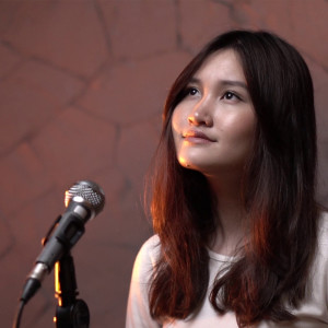 Dengarkan 25 Menit Lagu Penyembahan Menenangkan Jiwa (Explicit) lagu dari Veren dengan lirik