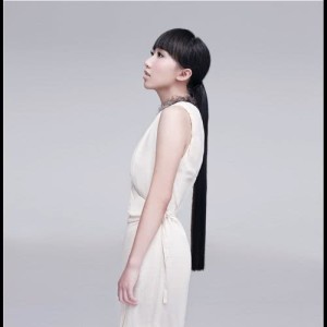 收聽孟楠的暮光歌詞歌曲