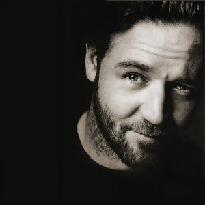 Russell Crowe ดาวน์โหลดและฟังเพลงฮิตจาก Russell Crowe