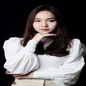 收听Pinkan Saladina的Sendiri Tanpamu歌词歌曲