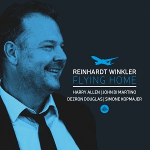 收聽Reinhardt Winkler的Moonlight Serenade歌詞歌曲