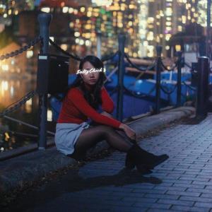 Dengarkan lagu K，我已經有錢玩AIA架過山車，咁你幾時反黎 nyanyian Salty Chick dengan lirik