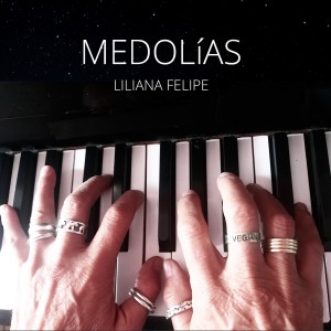 收聽Liliana Felipe的Tienes Que Decidir (313)歌詞歌曲