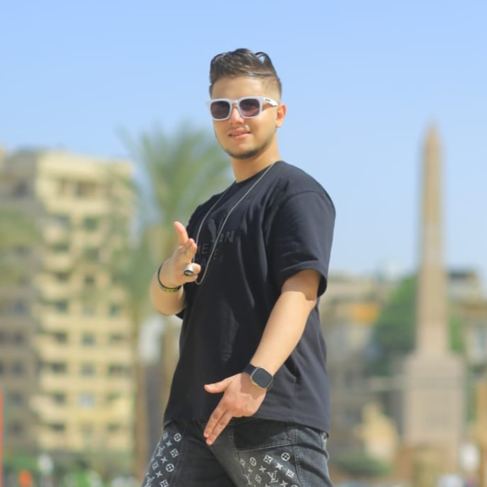 في السجون عيون مش بتنام