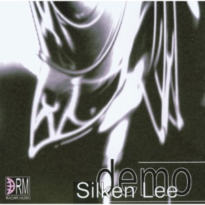 Dengarkan Black Milddle Arasian Morn lagu dari Silken Lee dengan lirik
