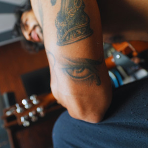 default playlist img