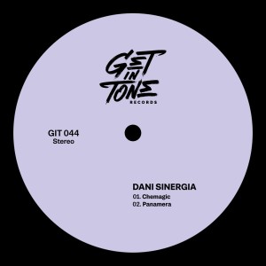 收聽Dani Sinergia的Panamera (Original Mix)歌詞歌曲