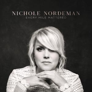 收聽Nichole Nordeman的Sound Of Surviving歌詞歌曲