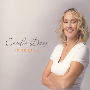 收聽Cecilie Duus的Should I Go or Stay?歌詞歌曲