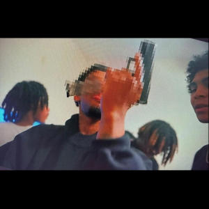 收聽Strxtch的1 B Ain't Shit (feat. 2KAYB) (Explicit)歌詞歌曲