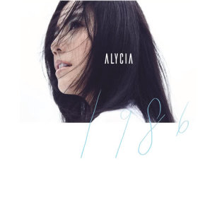 收聽Alycia A的兩個世界歌詞歌曲