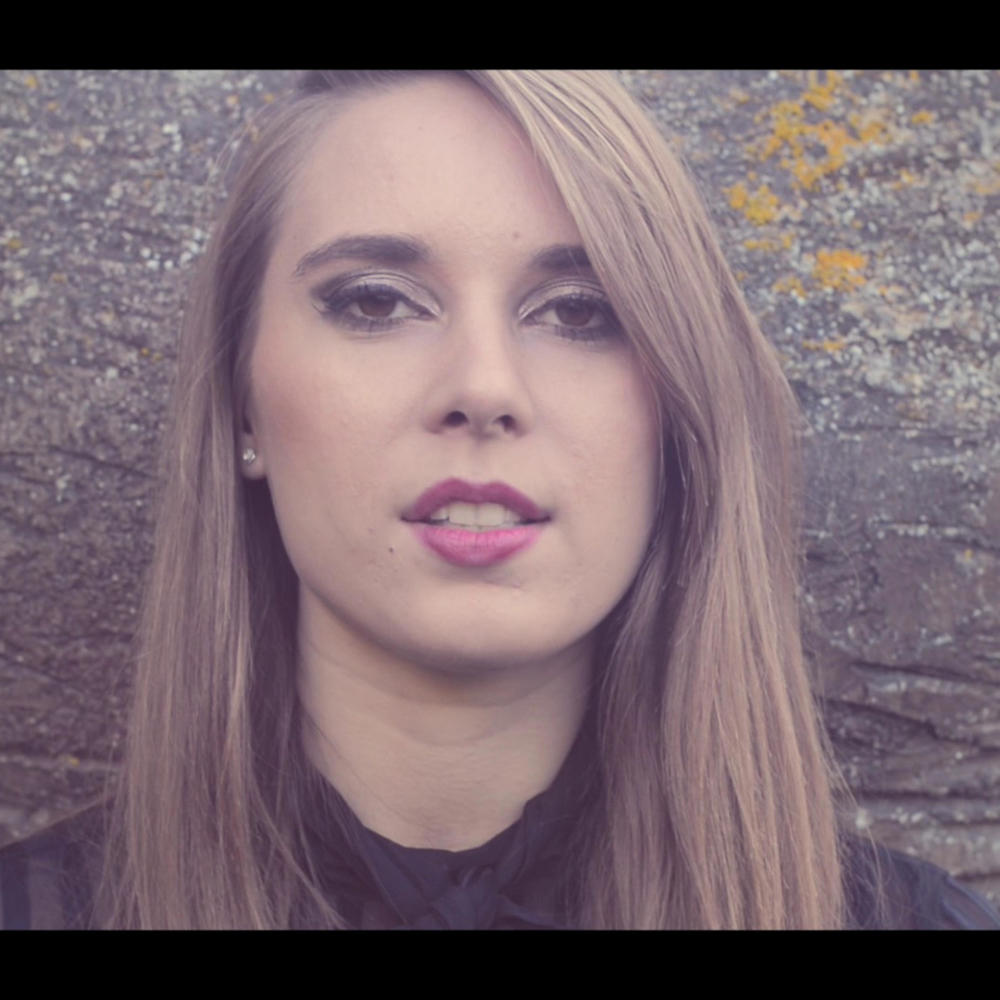 I follow my instinct (feat. Juliana E.)