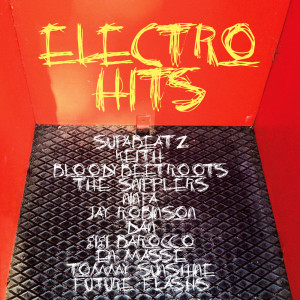 收听The Snipplers的To Get Her (Keith and Supabeatz Remix)歌词歌曲
