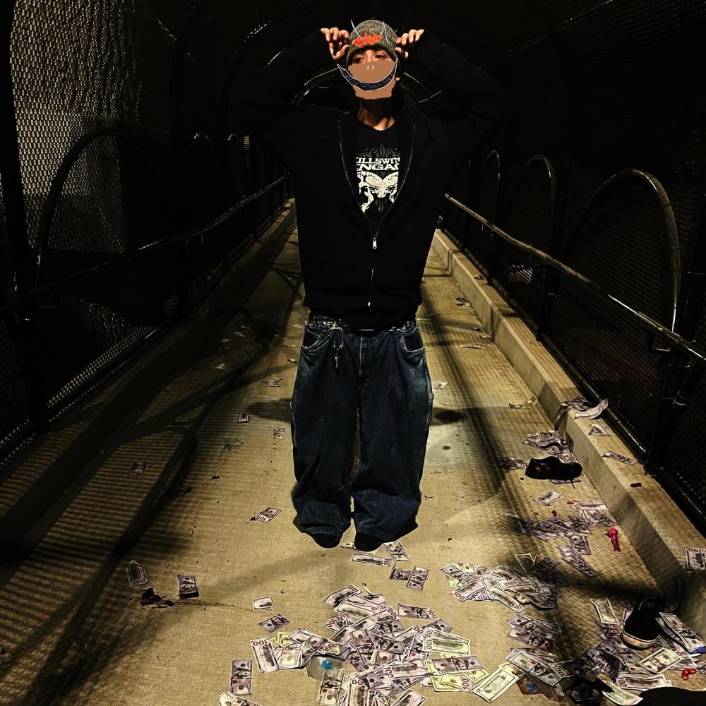 Hello Kitty Ho (feat. Tona) (Explicit)