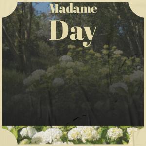 Listen to Madame Day song with lyrics from Spha Moty