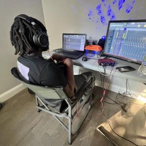default playlist img
