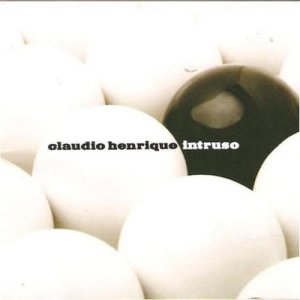 ดาวน์โหลดและฟังเพลง Latitude พร้อมเนื้อเพลงจาก Claudio Agá
