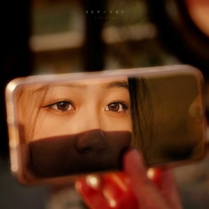 收聽HEY HUN的힘들 땐 그냥 울어 (JULY VER.)歌詞歌曲