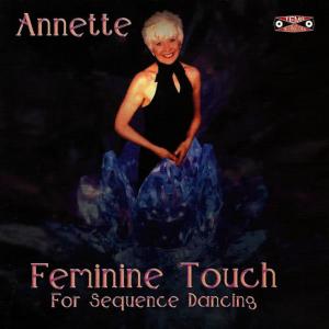 收聽Annette的When the Girl in Your Arms(Waltz)歌詞歌曲