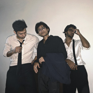 Listen to Farebi song with lyrics from Third Hour