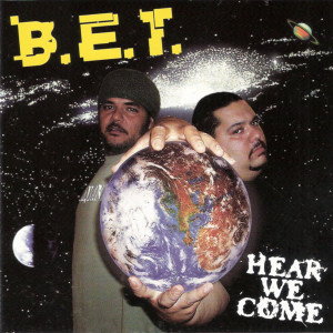 Dengarkan Pineapple Crown (feat. Mad Lion and DJ Galmiche) lagu dari B.E.T. dengan lirik