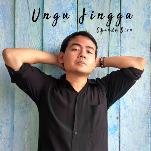 Listen to Ungu Jingga song with lyrics from Ghandi Biru
