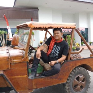 Dengarkan Ula Tualsa lagu dari Usman Ginting dengan lirik