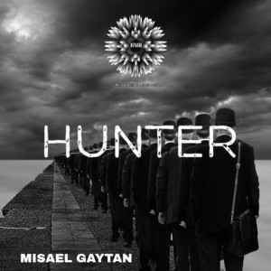 Dengarkan Hunter lagu dari Misael Gaytan dengan lirik
