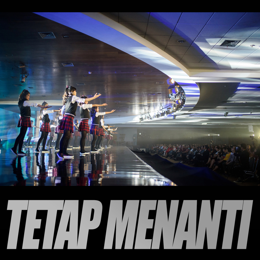 Tetap Menanti
