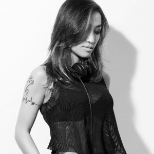 Listen to Solitude (Remix) song with lyrics from Tien