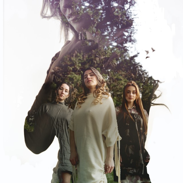 收聽Nati Ferrero的Solo Lo Bueno歌詞歌曲