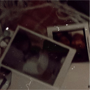 Dengarkan lagu รูปของเรา nyanyian P-H dengan lirik