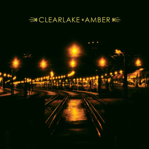 ดาวน์โหลดและฟังเพลง Neon พร้อมเนื้อเพลงจาก Clearlake