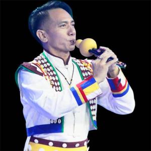 Dengarkan 有一个美丽的地方 lagu dari 鲁木阿德 dengan lirik