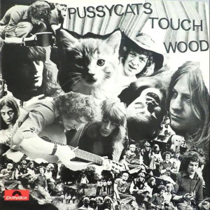 ดาวน์โหลดและฟังเพลง Lilly พร้อมเนื้อเพลงจาก The Pussycats