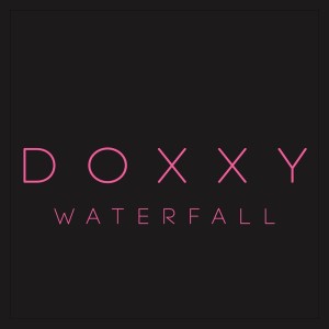 收聽Doxxy的Waterfall歌詞歌曲
