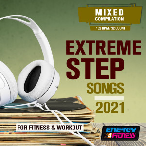 Dengarkan Undefeated (Fitness Version 132 Bpm) lagu dari Gang Of Rock dengan lirik