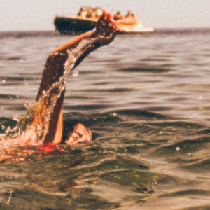 ดาวน์โหลดและฟังเพลง Colic Relief Water Music พร้อมเนื้อเพลงจาก Coastal Sounds