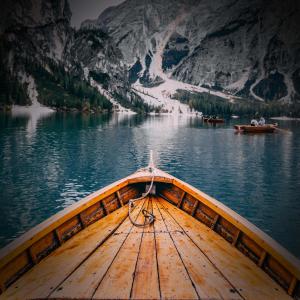 Listen to Clear Your Mind and Feel Calm with Sounds of Rowing Boat in Lake song with lyrics from Mother Nature FX