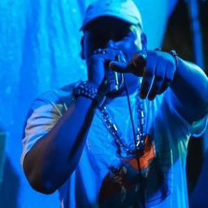 收听DJ DIEGO O ÚNICO的Mtg - As Novinha Vão Descendo , Vem de Ré (Live|Explicit)歌词歌曲