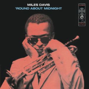 收聽Miles Davis的Woody 'N You (Live at Pasadena Civic Auditorium, Pasadena, CA - February 1956) (Live Version)歌詞歌曲