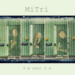 ดาวน์โหลดและฟังเพลง Jazz i C พร้อมเนื้อเพลงจาก Mitri