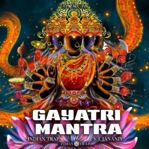 Dengarkan lagu Gayatri Mantra nyanyian Indian Trap dengan lirik